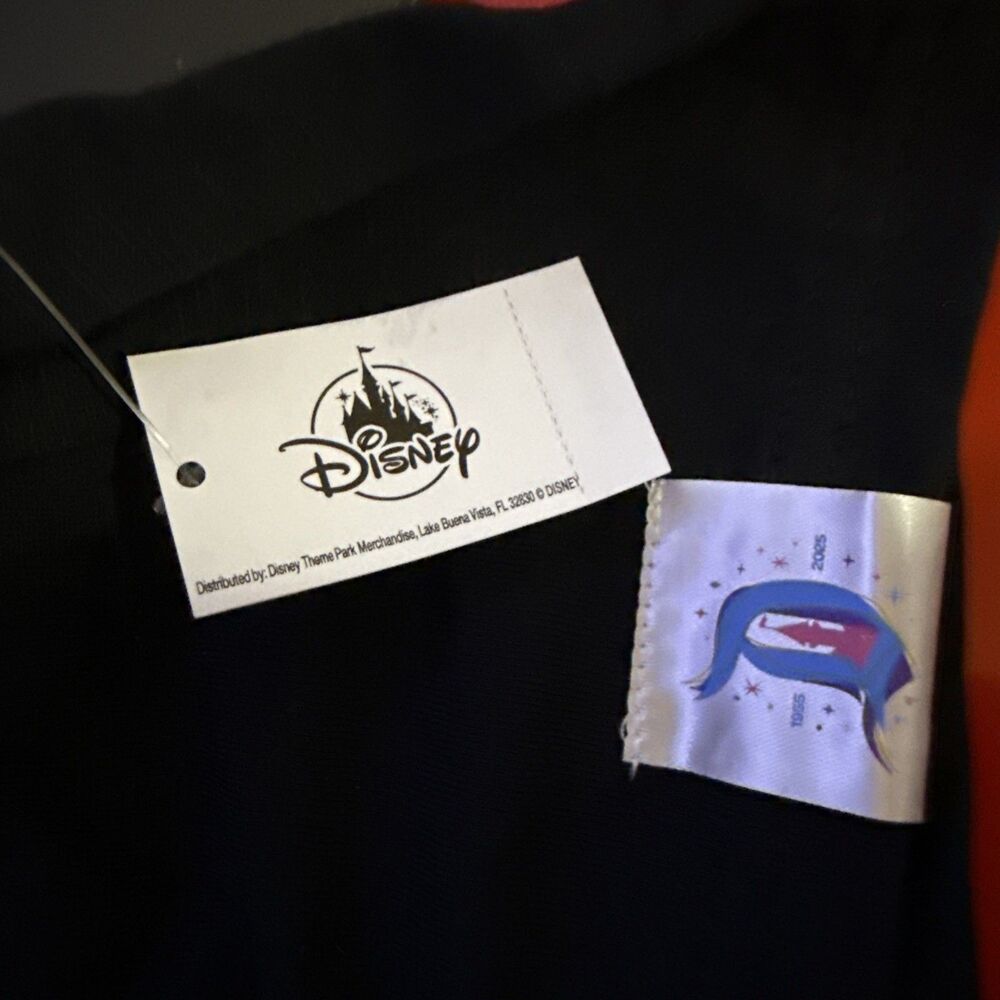 Disneyland 70th Anniversary XL Tee-Shirt w/ Mickey Mouse Black New With Tags - Picture 7 of 7
